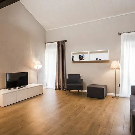 Apartment Myplace Duomo